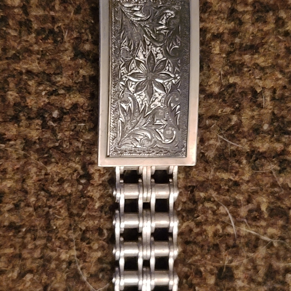 Motorcycle chain belt.